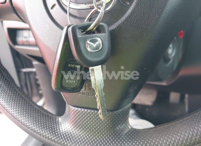 Photo 11 of 2008 Mazda Mazda3 I (VIN JM1BK32F181808479)