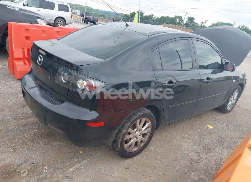 Photo 4 of 2008 Mazda Mazda3 I (VIN JM1BK32F181808479)