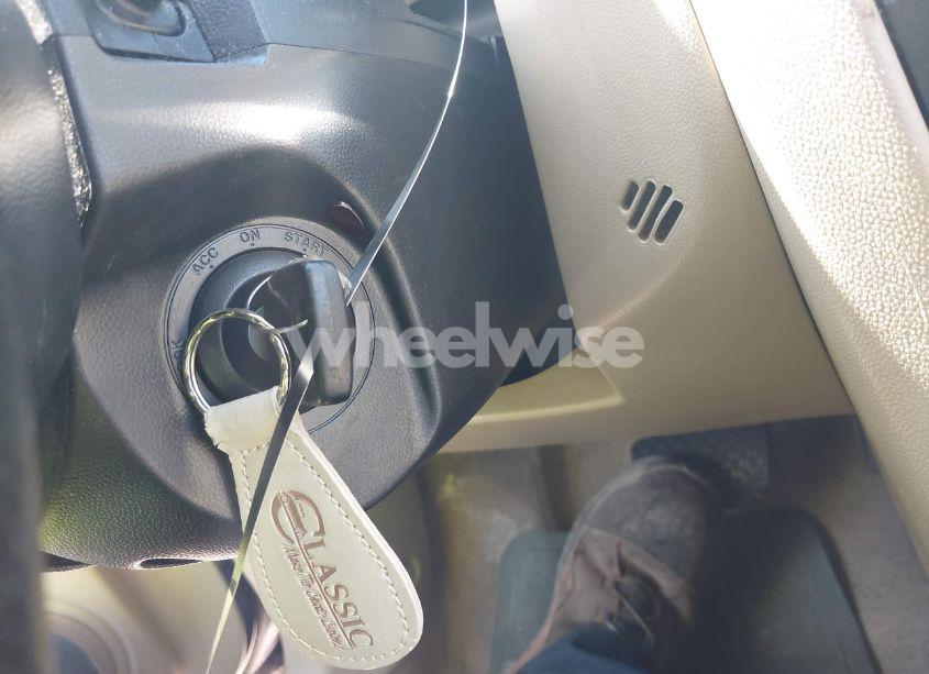 Photo 11 of 2009 Mazda Mazda3 I (VIN JM1BK32F191193501)