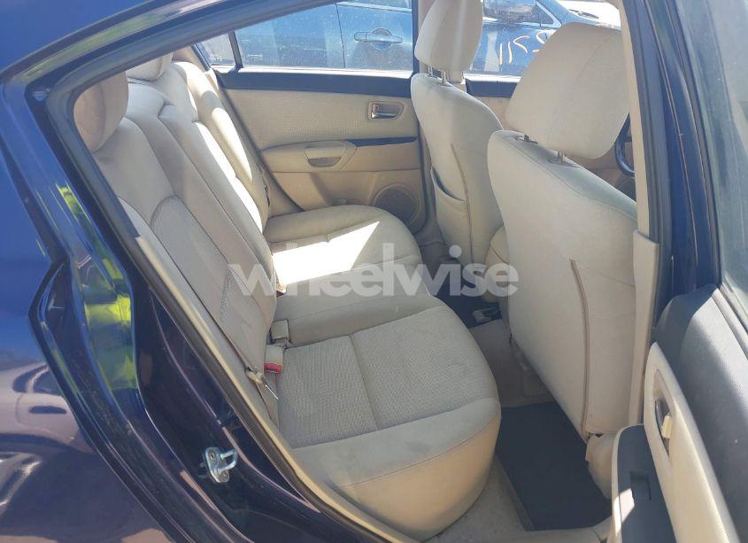 Photo 8 of 2009 Mazda Mazda3 I (VIN JM1BK32F191193501)