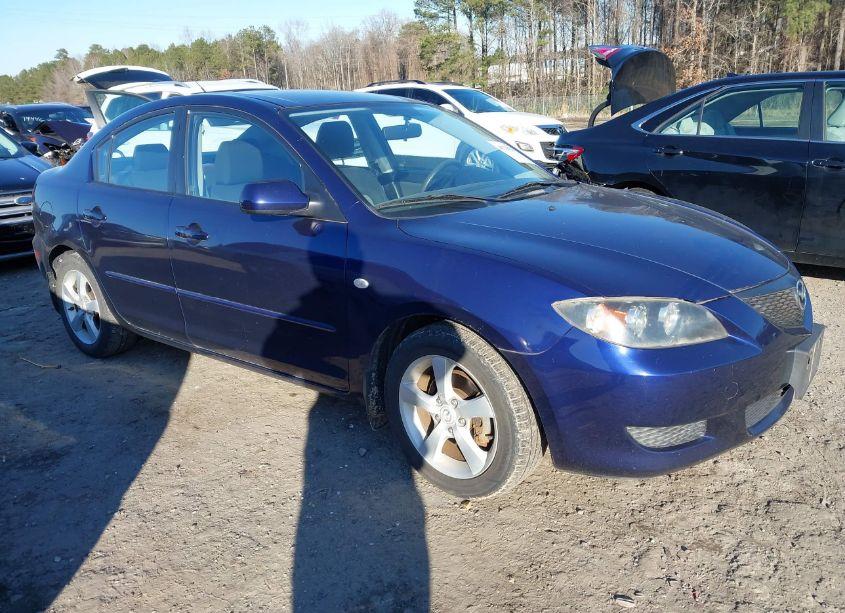 2006 Mazda Mazda3 I (VIN JM1BK32F261445784) main photo