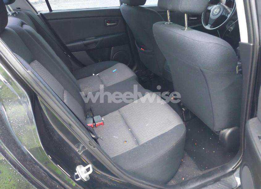 Photo 8 of 2007 Mazda Mazda3 I (VIN JM1BK32F271732964)