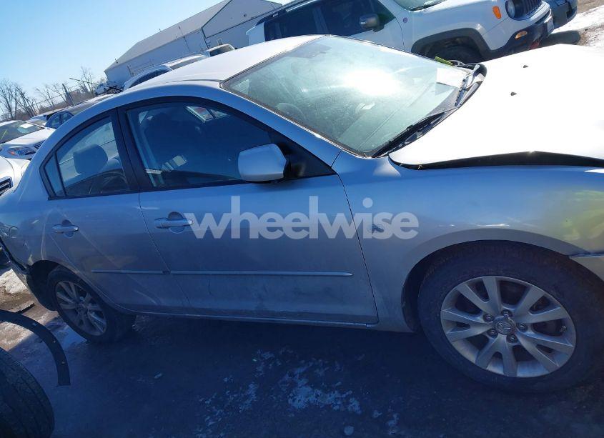 Photo 13 of 2008 Mazda Mazda3 I (VIN JM1BK32F281779171)