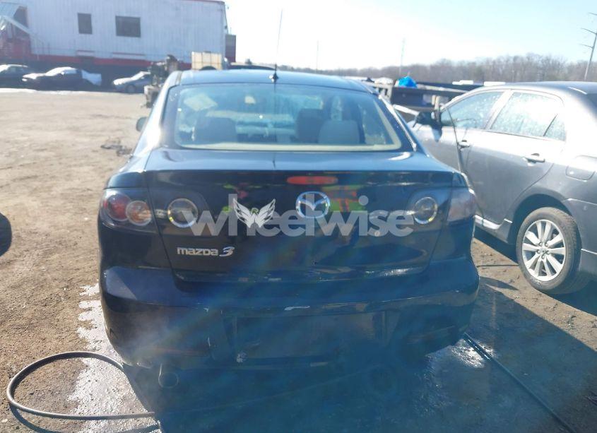 Photo 16 of 2008 Mazda Mazda3 I (VIN JM1BK32F281822858)