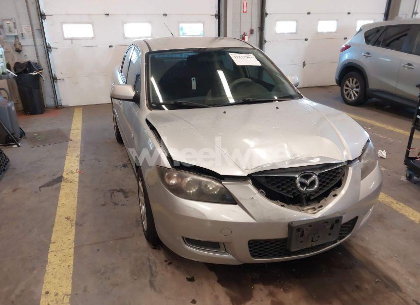 2008 Mazda Mazda3 I SPORT (VIN JM1BK32F381177010) main photo