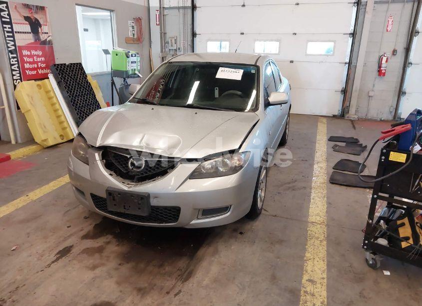 Photo 2 of 2008 Mazda Mazda3 I SPORT (VIN JM1BK32F381177010)