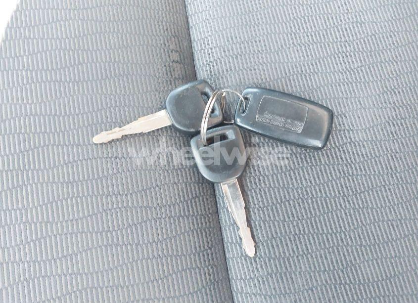 Photo 11 of 2008 Mazda Mazda3 I (VIN JM1BK32F381776117)