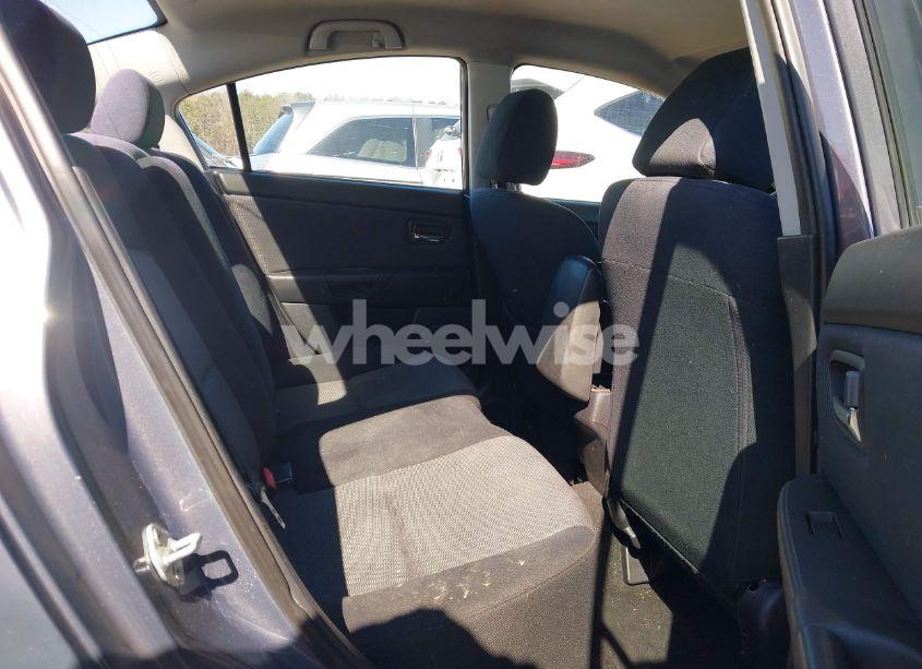 Photo 8 of 2009 Mazda Mazda3 I (VIN JM1BK32F391215837)