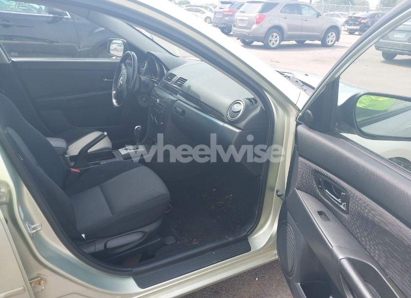 Photo 5 of 2009 Mazda Mazda3 I (VIN JM1BK32F391216244)