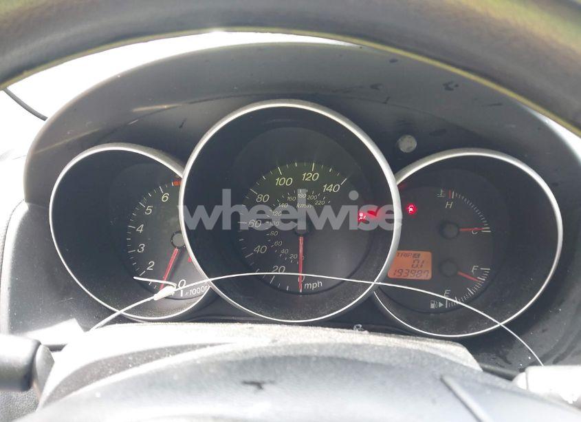 Photo 7 of 2005 Mazda Mazda3 I (VIN JM1BK32F451320977)