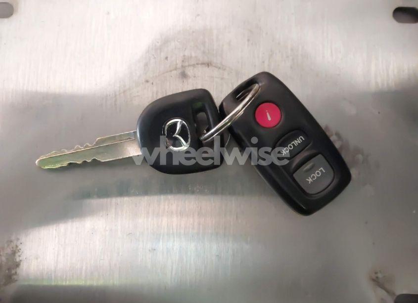 Photo 11 of 2008 Mazda Mazda3 I (VIN JM1BK32F481801820)