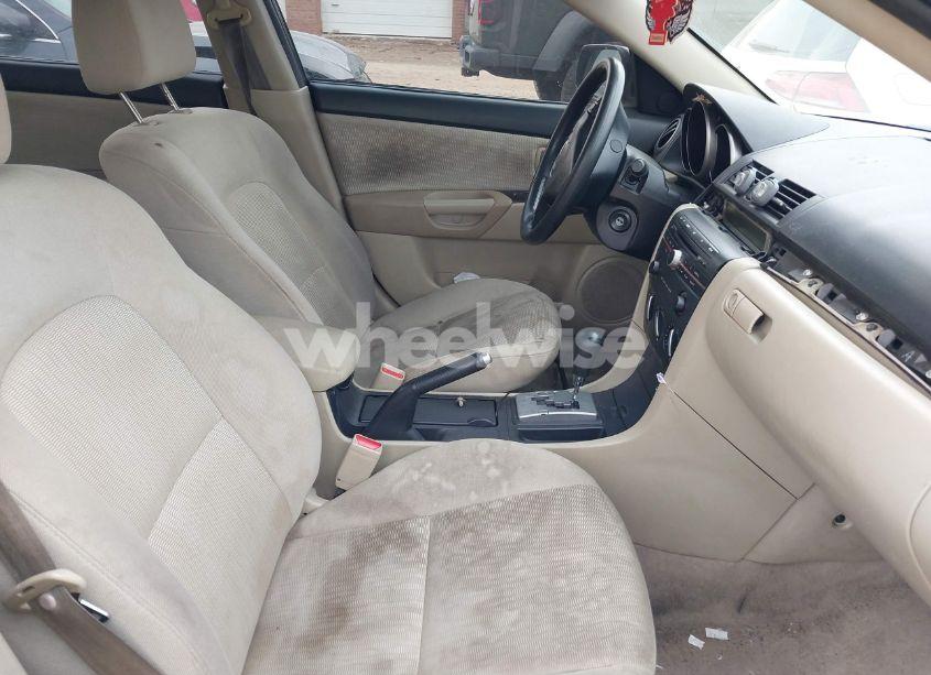 Photo 5 of 2008 Mazda Mazda3 I (VIN JM1BK32F481808749)