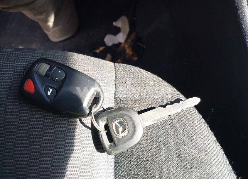 Photo 11 of 2009 Mazda Mazda3 I (VIN JM1BK32F491219170)