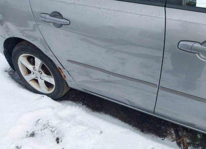 Photo 12 of 2006 Mazda Mazda3 I (VIN JM1BK32F561456746)