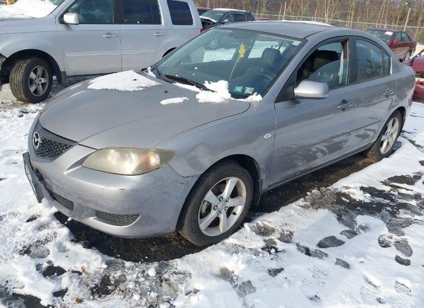 Photo 2 of 2006 Mazda Mazda3 I (VIN JM1BK32F561456746)