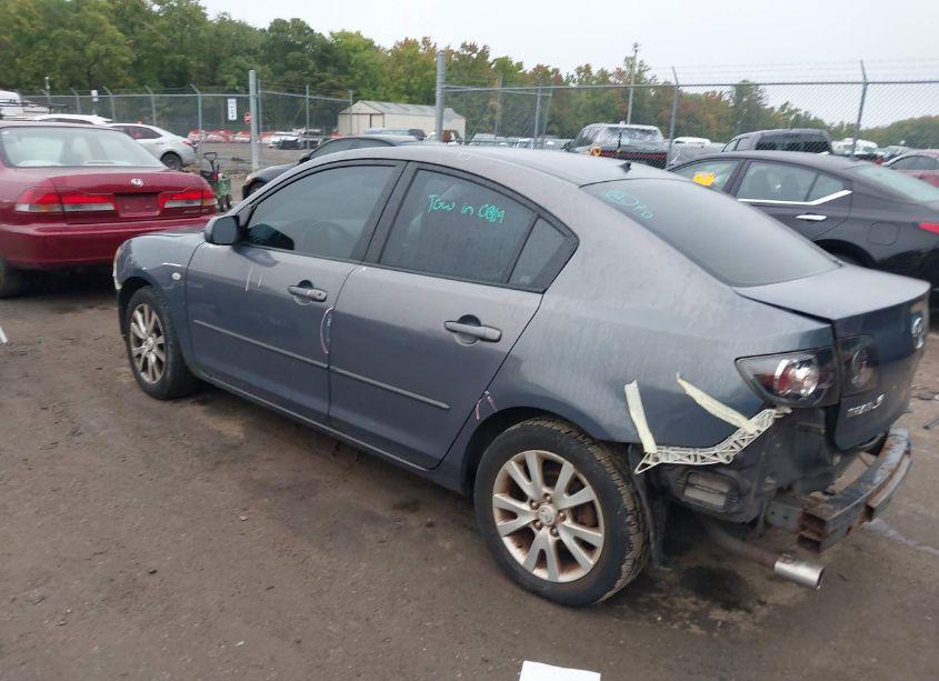 Photo 3 of 2007 Mazda Mazda3 I (VIN JM1BK32F571732926)
