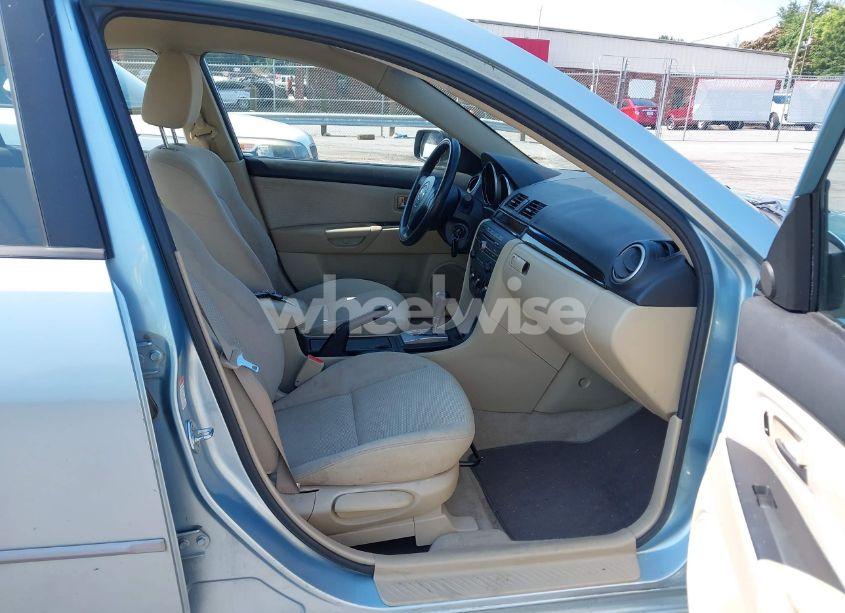 Photo 5 of 2007 Mazda Mazda3 I (VIN JM1BK32F671644435)