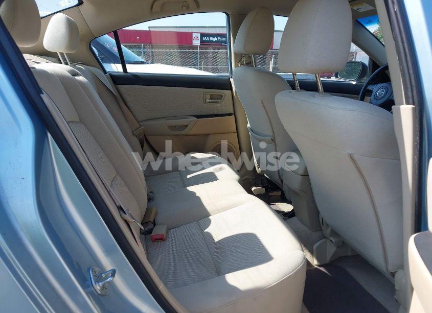 Photo 8 of 2007 Mazda Mazda3 I (VIN JM1BK32F671644435)