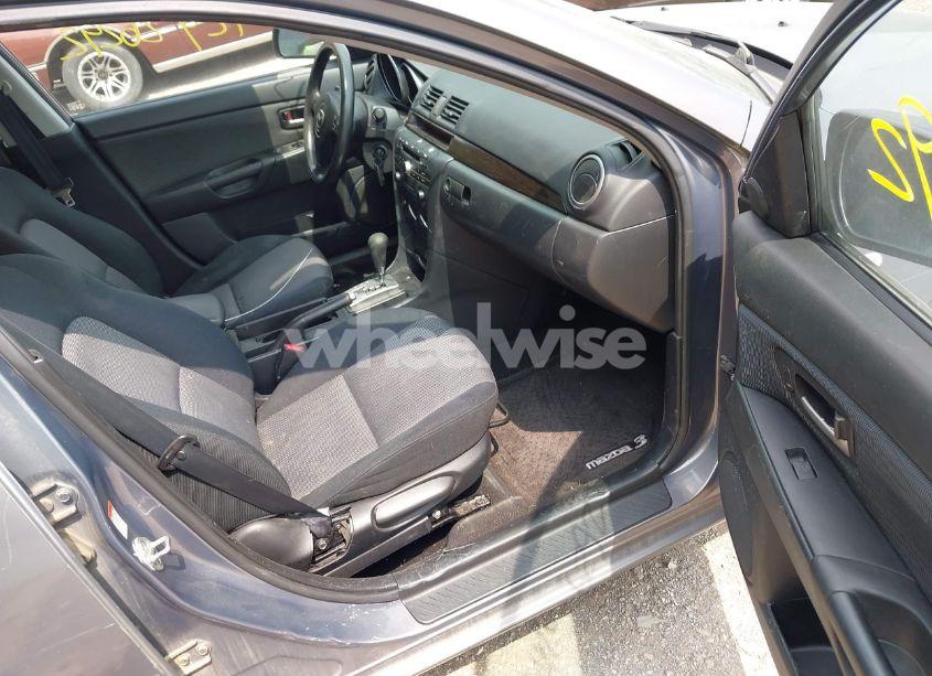 Photo 5 of 2007 Mazda Mazda3 I (VIN JM1BK32F671673773)