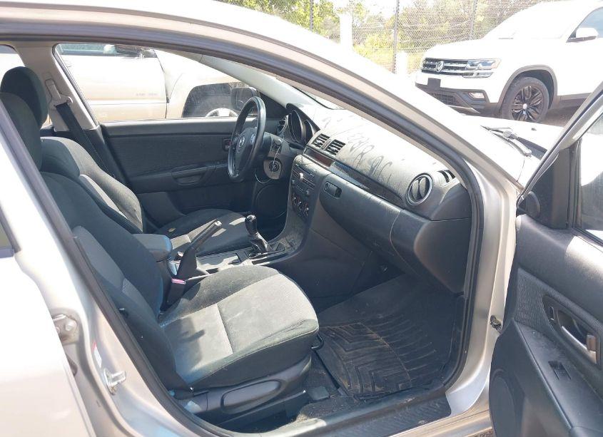 Photo 5 of 2008 Mazda Mazda3 I (VIN JM1BK32F681842529)