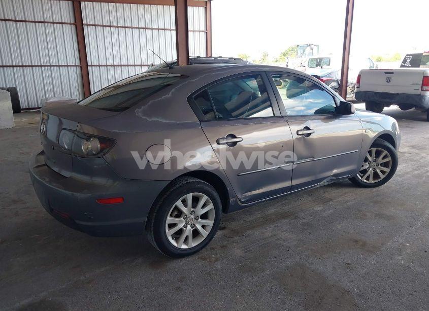 Photo 4 of 2008 Mazda Mazda3 I (VIN JM1BK32F681874638)