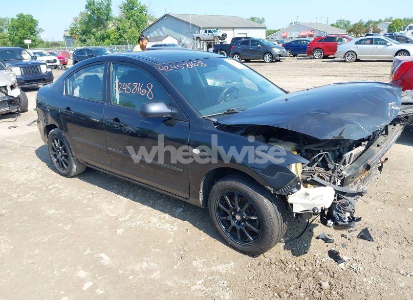 2007 Mazda Mazda3 I (VIN JM1BK32F771728201) main photo