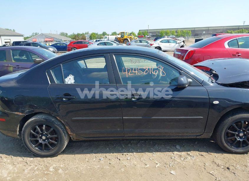 Photo 14 of 2007 Mazda Mazda3 I (VIN JM1BK32F771728201)