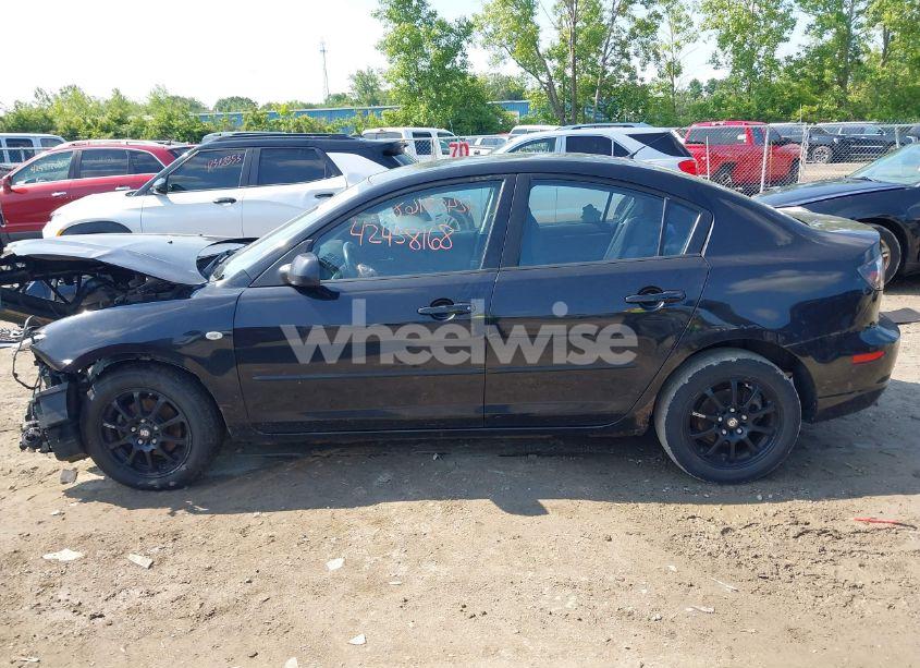 Photo 15 of 2007 Mazda Mazda3 I (VIN JM1BK32F771728201)