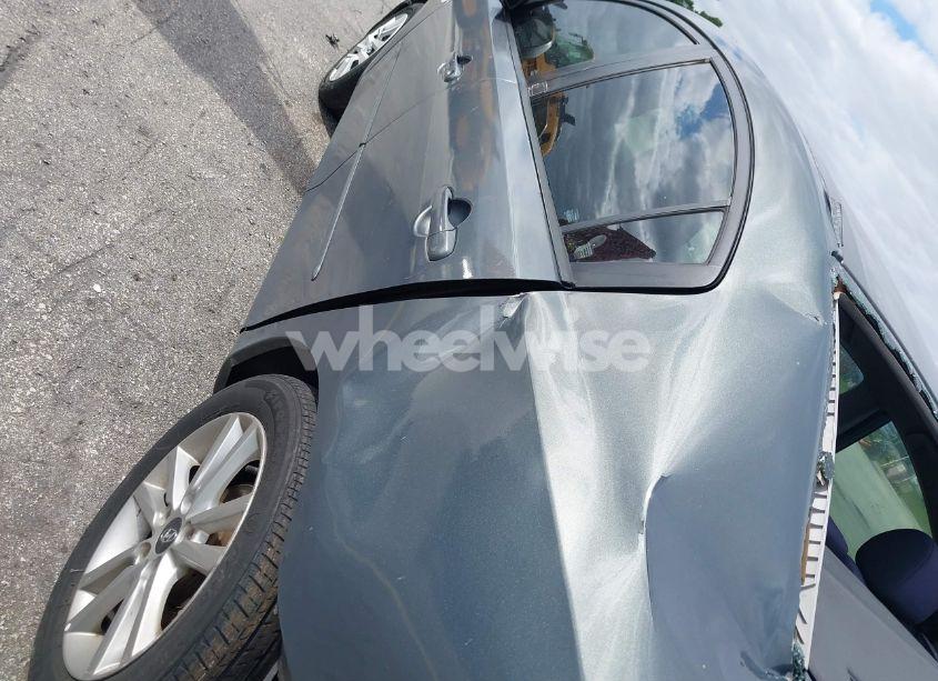 Photo 13 of 2007 Mazda Mazda3 I SPORT (VIN JM1BK32F871672463)