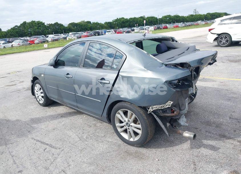Photo 3 of 2007 Mazda Mazda3 I SPORT (VIN JM1BK32F871672463)