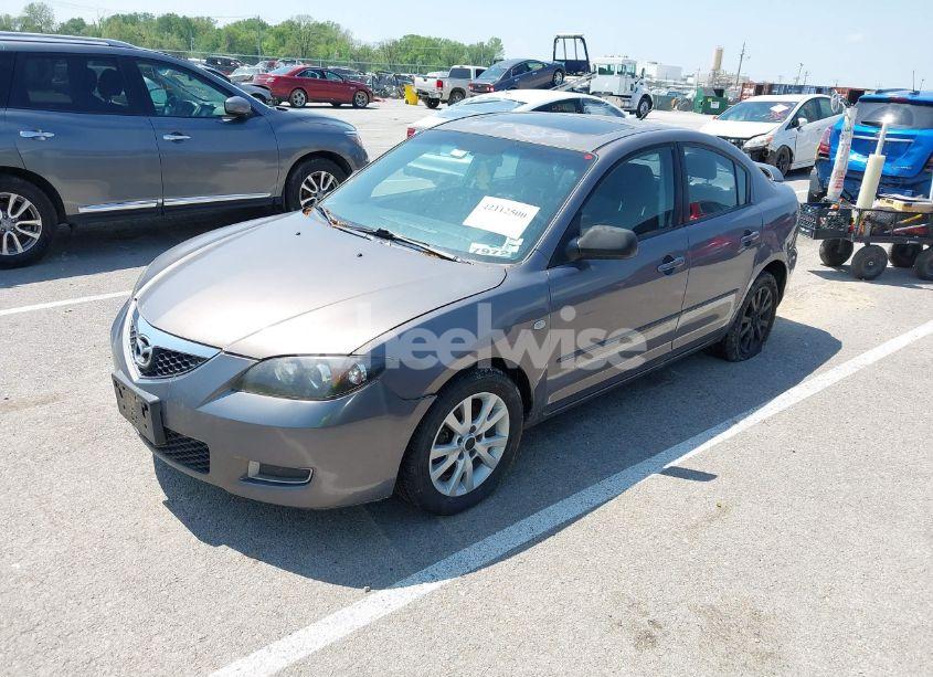 Photo 2 of 2007 Mazda Mazda3 I (VIN JM1BK32F871685519)