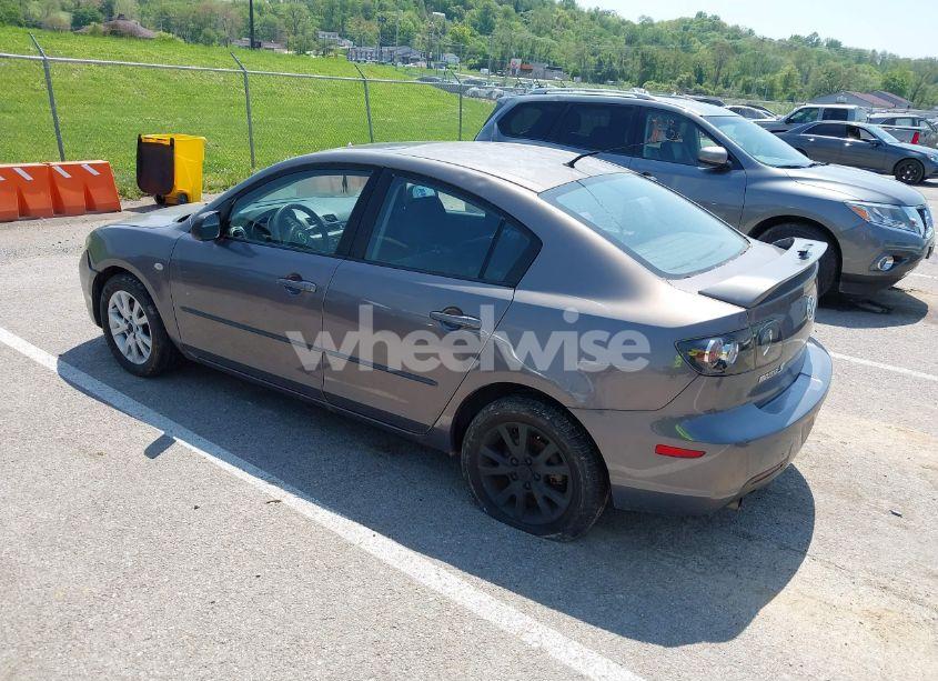 Photo 3 of 2007 Mazda Mazda3 I (VIN JM1BK32F871685519)