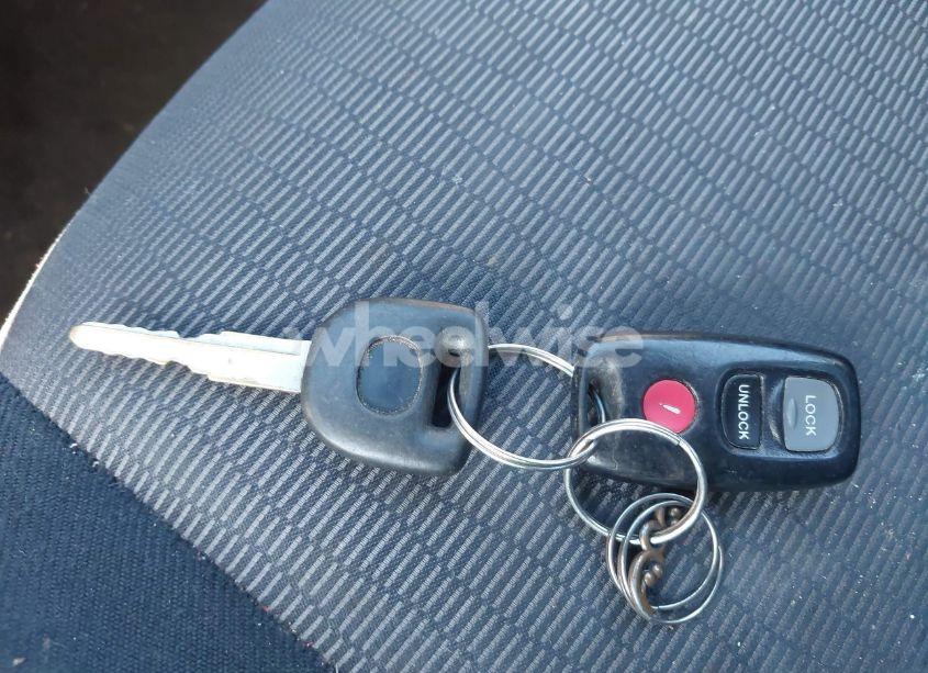 Photo 11 of 2007 Mazda Mazda3 I (VIN JM1BK32F871734878)