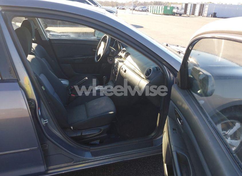 Photo 5 of 2007 Mazda Mazda3 I (VIN JM1BK32F871734878)