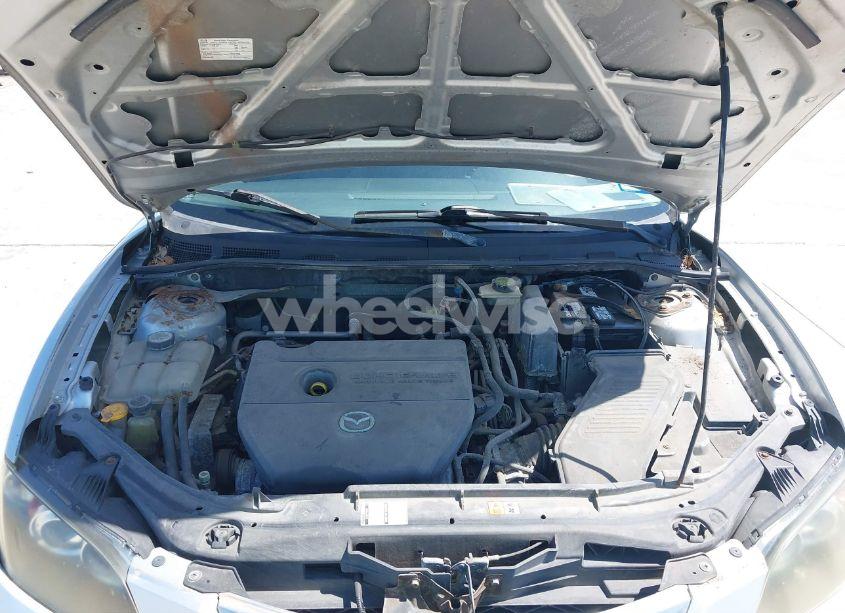 Photo 10 of 2008 Mazda Mazda3 I (VIN JM1BK32F881775903)