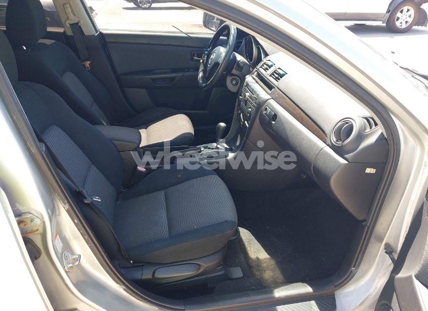 Photo 5 of 2008 Mazda Mazda3 I (VIN JM1BK32F881775903)