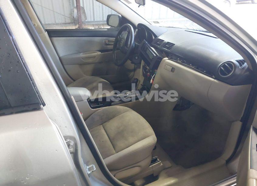 Photo 5 of 2008 Mazda Mazda3 I (VIN JM1BK32F881782950)