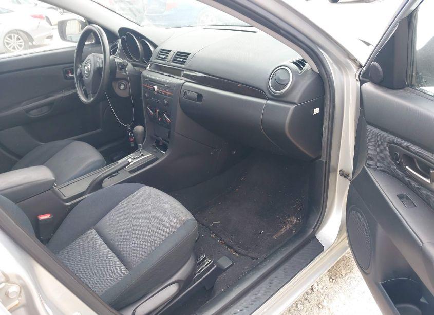 Photo 5 of 2008 Mazda Mazda3 I (VIN JM1BK32F881866931)