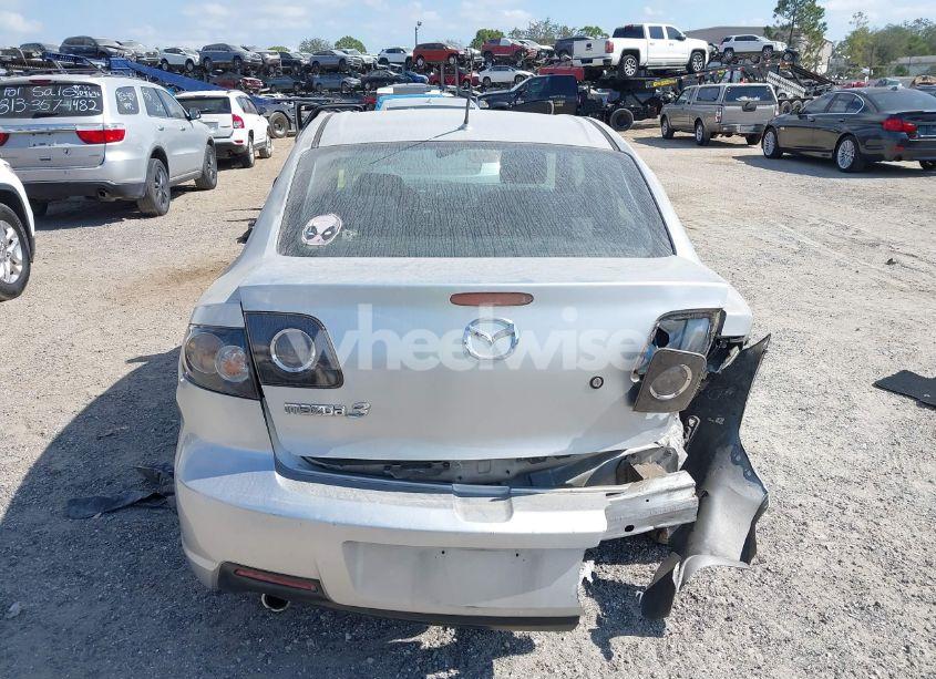 Photo 16 of 2009 Mazda Mazda3 I (VIN JM1BK32F891235470)