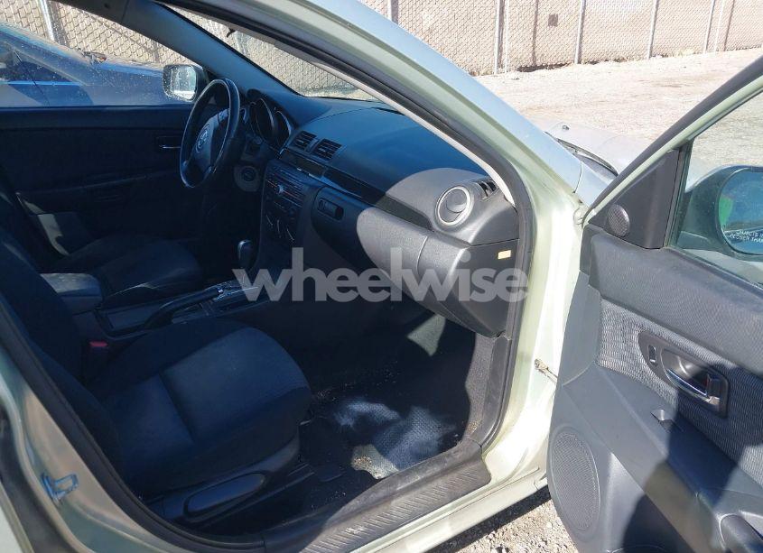 Photo 5 of 2009 Mazda Mazda3 I (VIN JM1BK32F891245819)