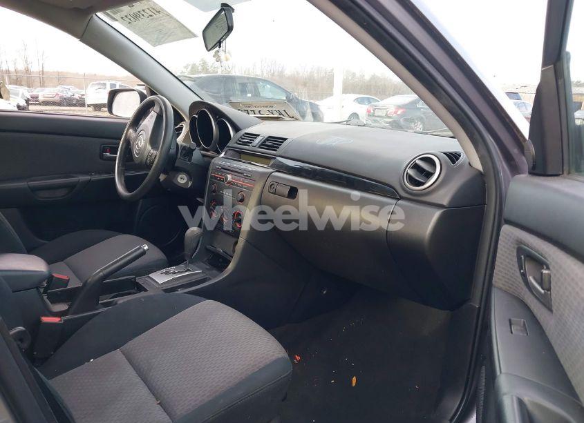 Photo 5 of 2006 Mazda Mazda3 I (VIN JM1BK32F961439299)