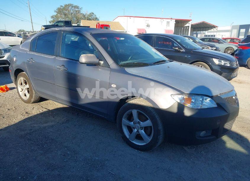 2007 Mazda Mazda3 I (VIN JM1BK32F971654750) main photo
