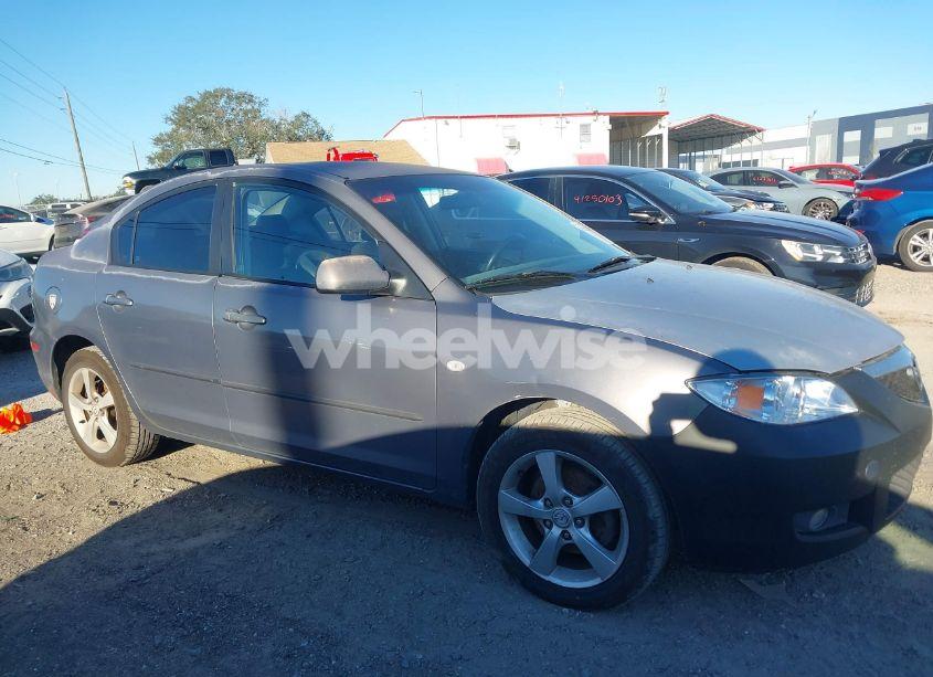 Photo 13 of 2007 Mazda Mazda3 I (VIN JM1BK32F971654750)