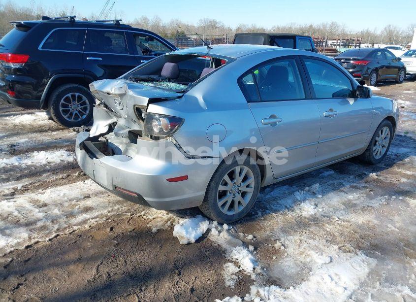 Photo 4 of 2008 Mazda Mazda3 I (VIN JM1BK32F981780348)