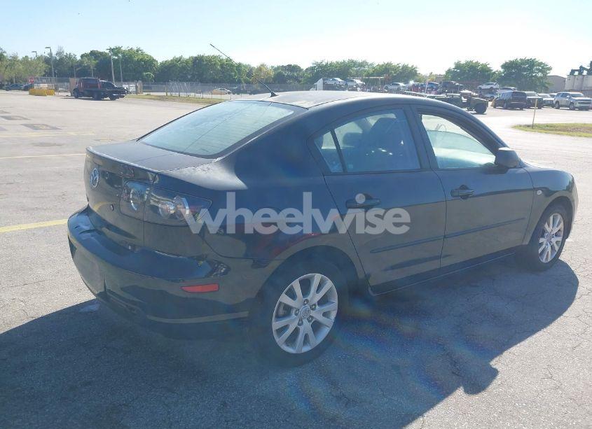 Photo 4 of 2008 Mazda Mazda3 I (VIN JM1BK32F981798963)