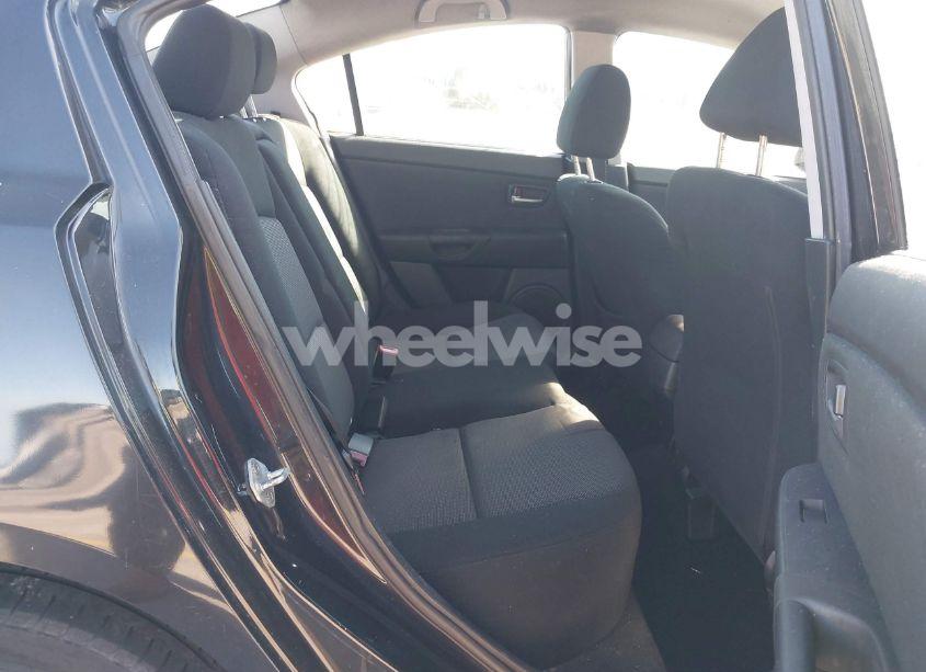 Photo 8 of 2008 Mazda Mazda3 I (VIN JM1BK32F981798963)