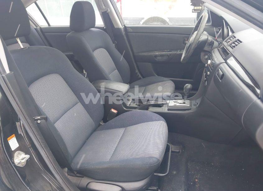 Photo 5 of 2008 Mazda Mazda3 I (VIN JM1BK32F981836451)