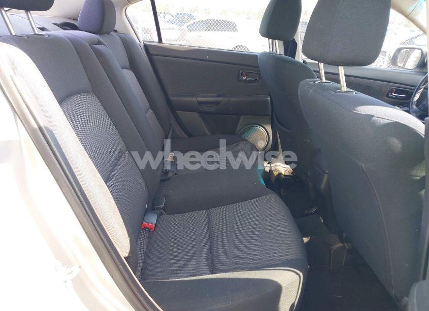 Photo 8 of 2009 Mazda Mazda3 I (VIN JM1BK32F991246218)