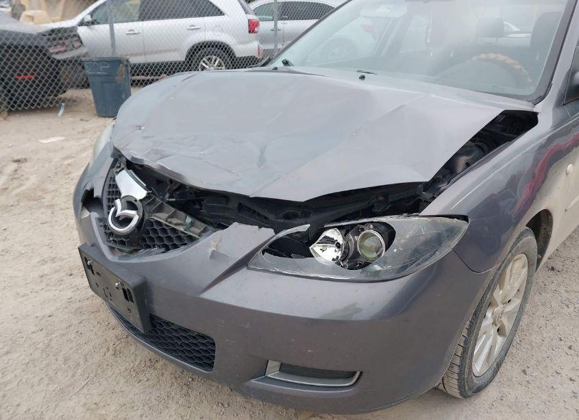 Photo 6 of 2007 Mazda Mazda3 I (VIN JM1BK32FX71624009)