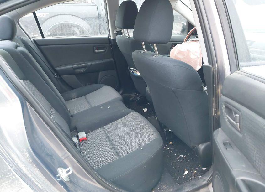 Photo 8 of 2007 Mazda Mazda3 I (VIN JM1BK32FX71624009)